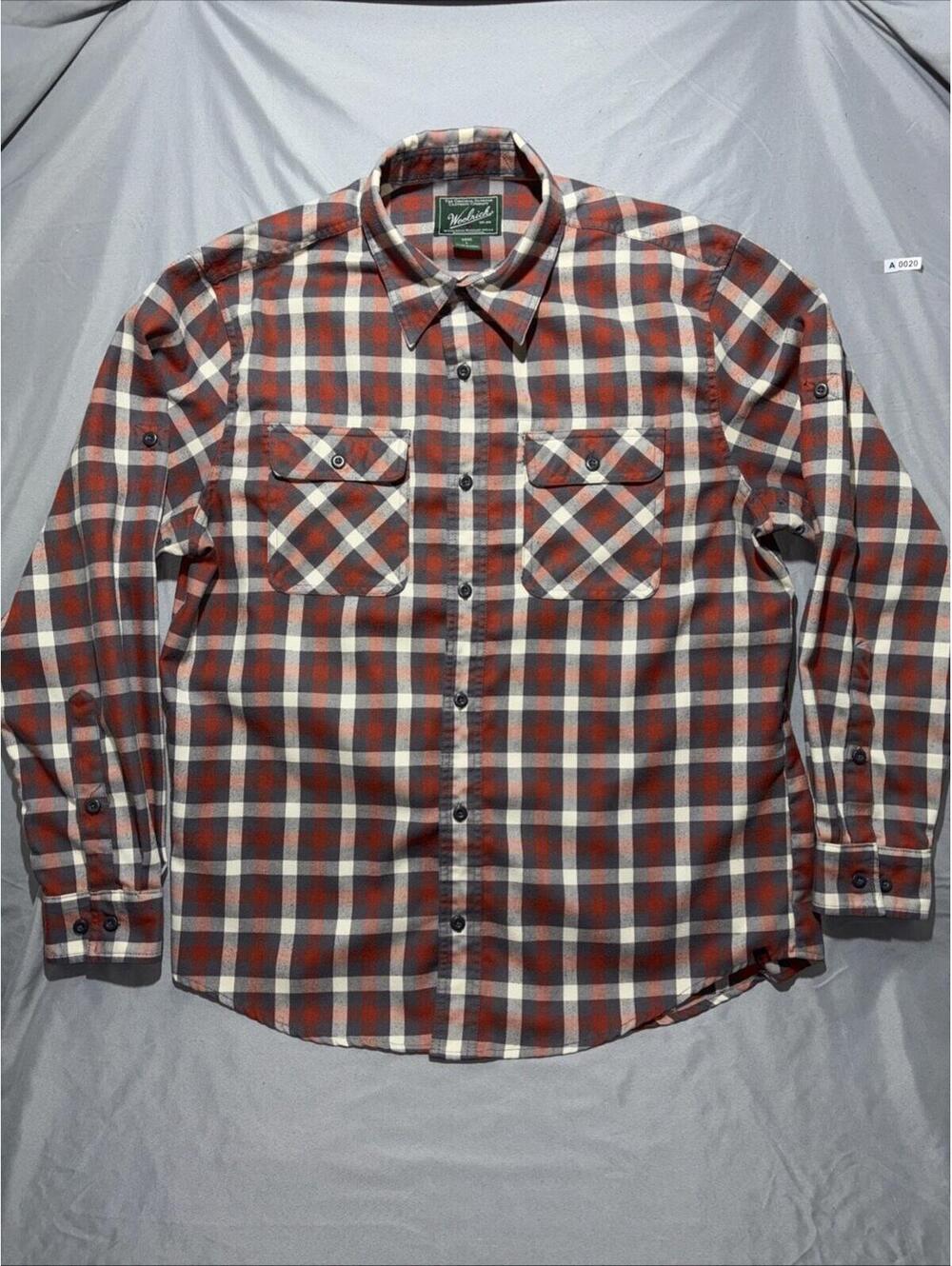 Woolrich Long Sleeve Button Up Shirt Mens Large Red Gray Plaid Flannel